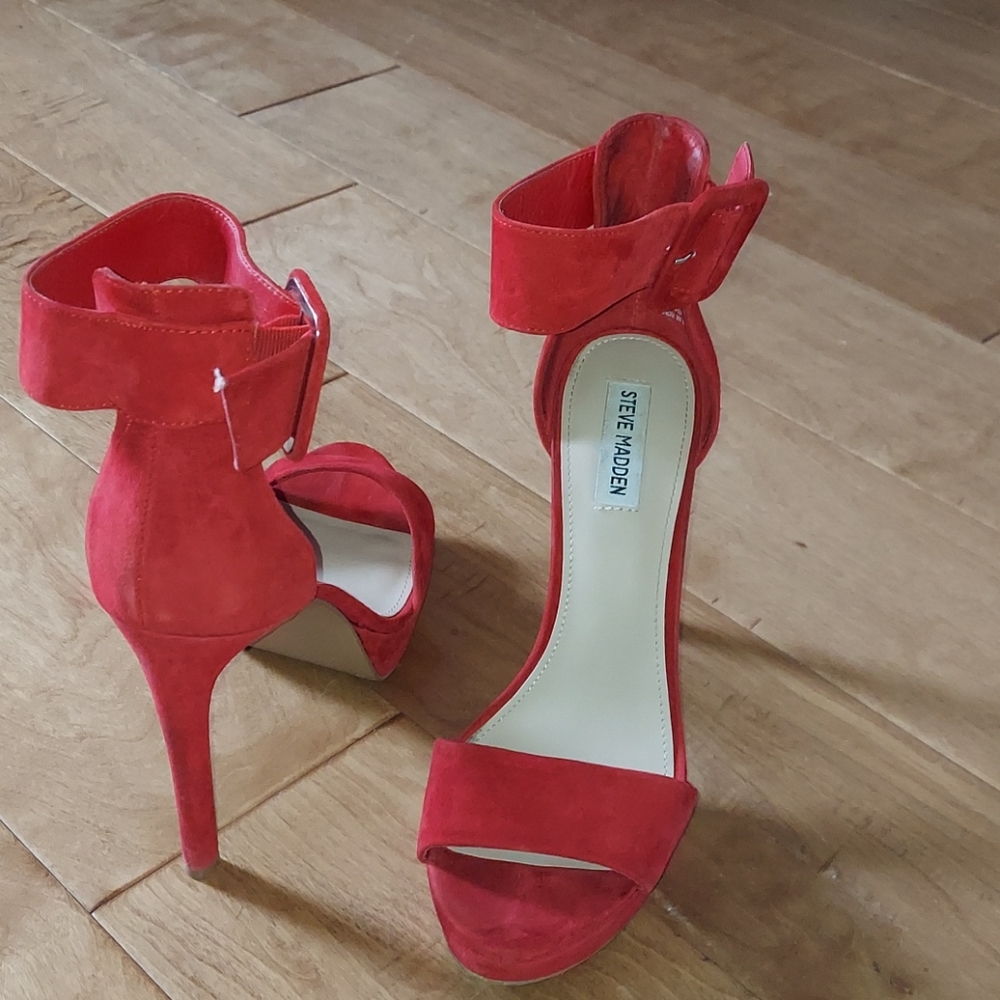 Red suede stilettos pumps